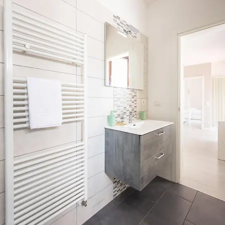 Garden - The - Self Check-in *