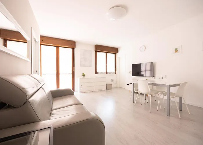 Garden - The - Self Check-in Lägenhet *