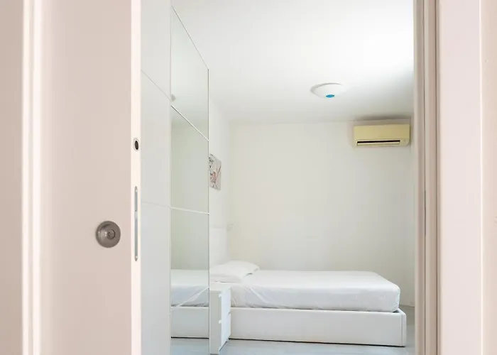 Garden - The - Self Check-in *